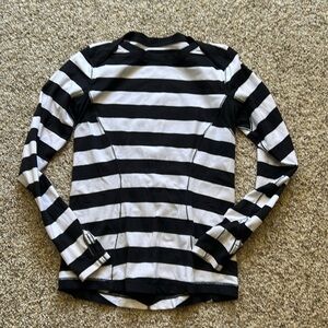 LuLuLemon long sleeve striped top